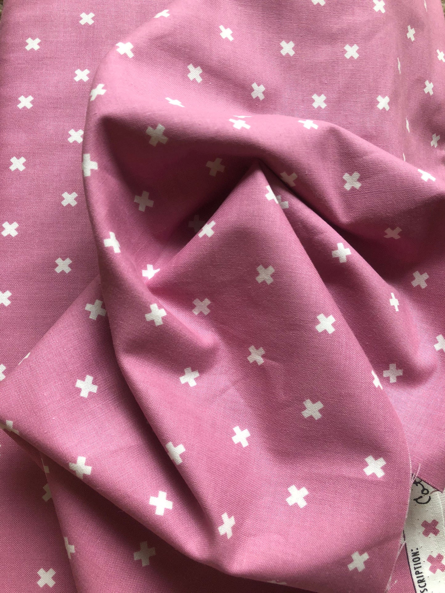 lilac-cotton-fabric-xoxo-print-quilting-apparel