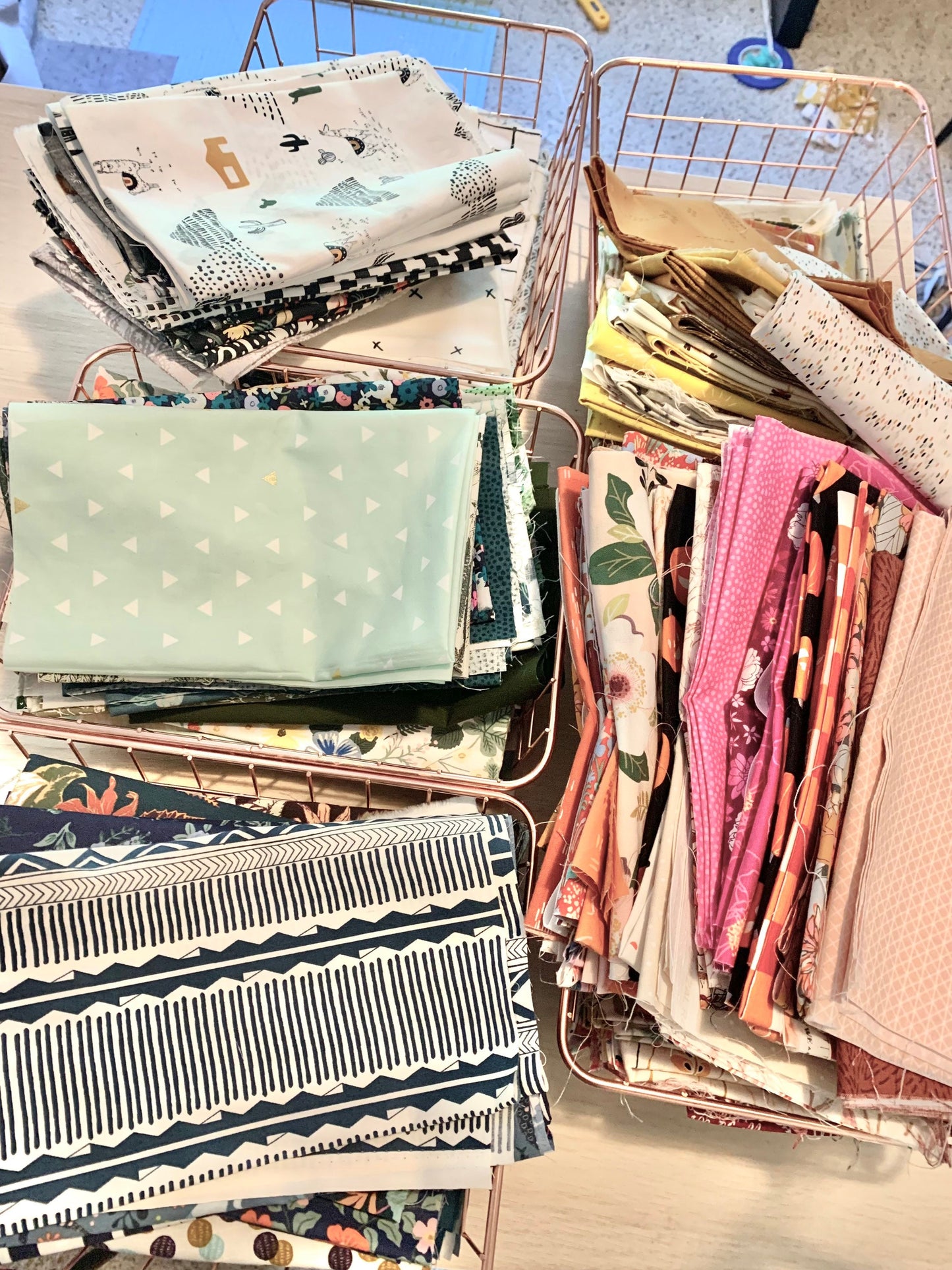 Mystery Fat Quarter Bundles