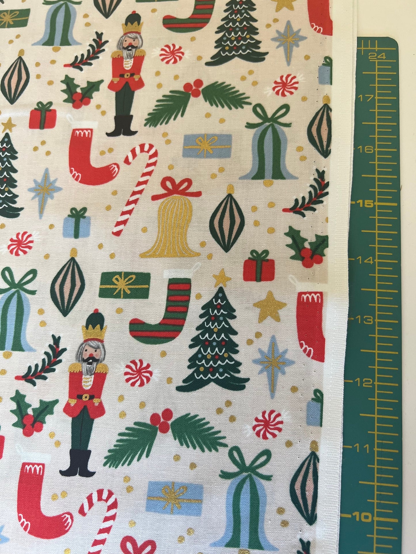 holiday-classics-ii-rp614-cr2m-holiday-classics-deck-the-halls-cream-nutcracker-holiday-classic-christmas-fabric-nutcracker-fabric