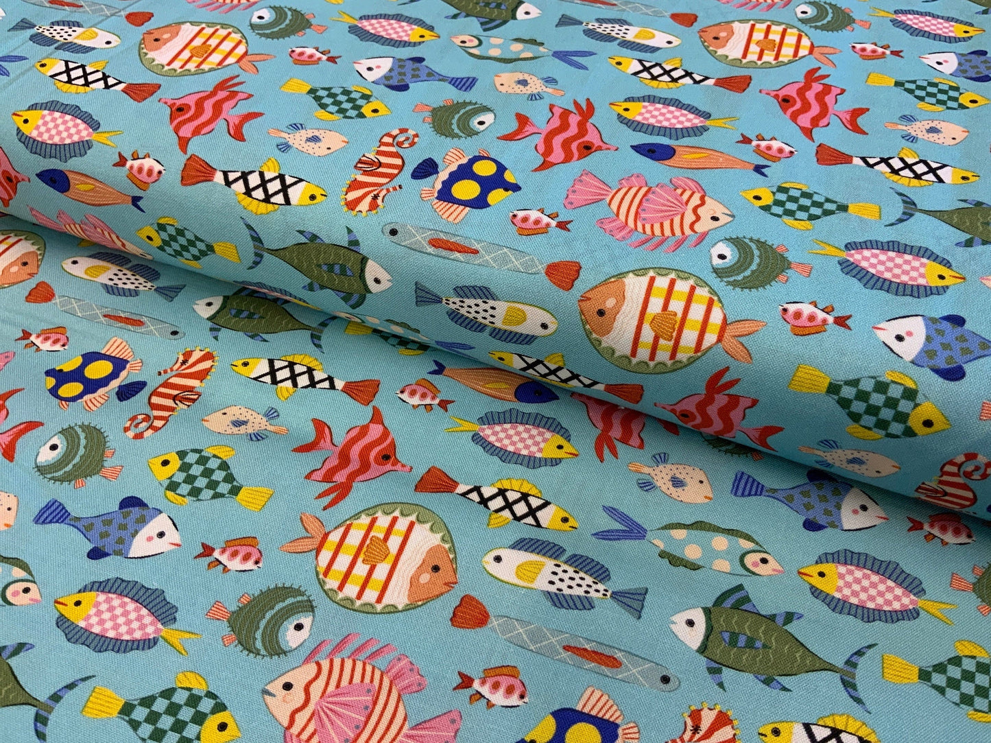 Methyl ST-DFG2719 colorful fish Dear Stella Fabric