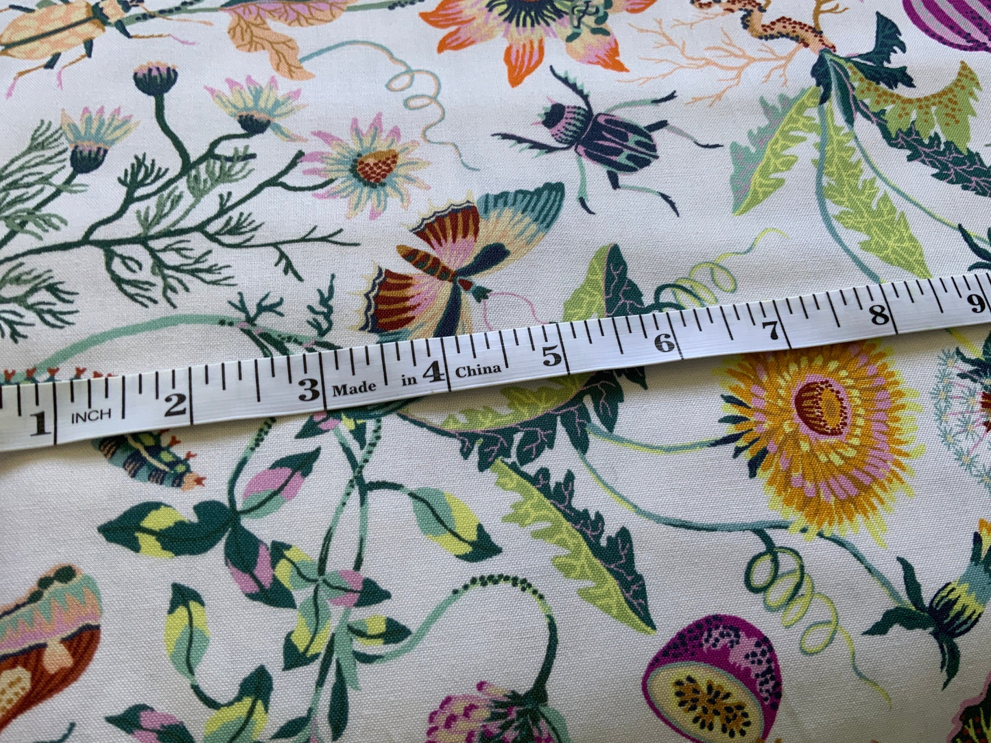 forage-90329-10-figo-fabrics-white-multi-garden-wildflower-bright-garden