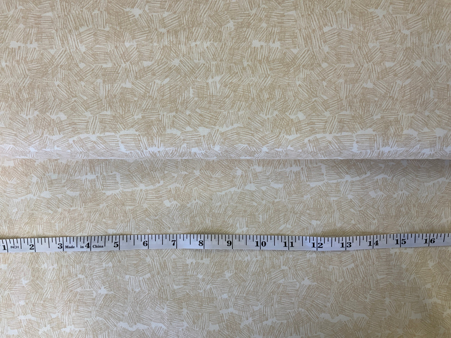 Beige Crosshatch blender