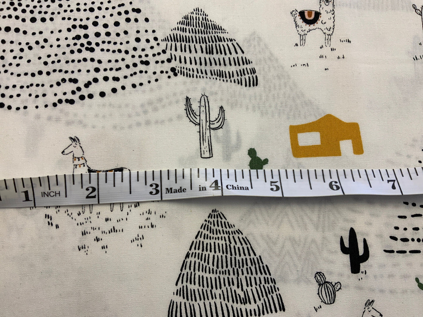 capsule-pacha-cpa-pa-1402-agf-whimsical-llamas