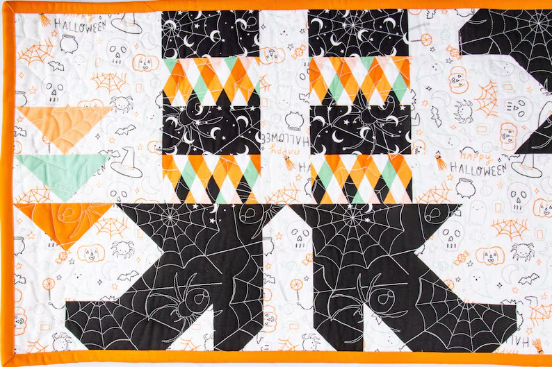 Witches Feet Table runner kit