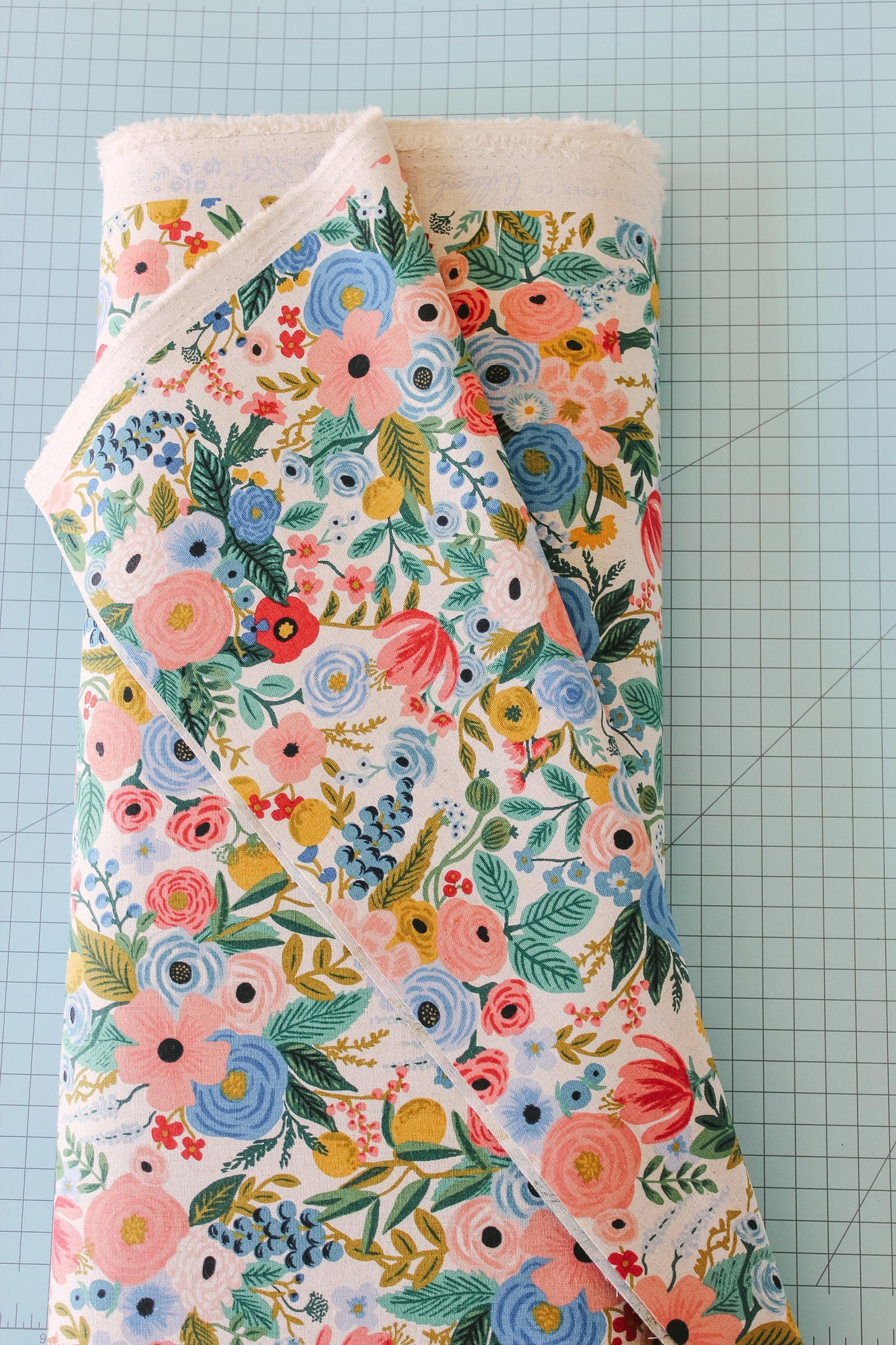 floral-rose-bunches-rifle-company-rifle-floral-design-canvas-cotton-canvas-rp100-bl4c-wildwood-garden-party-canvas-fabric