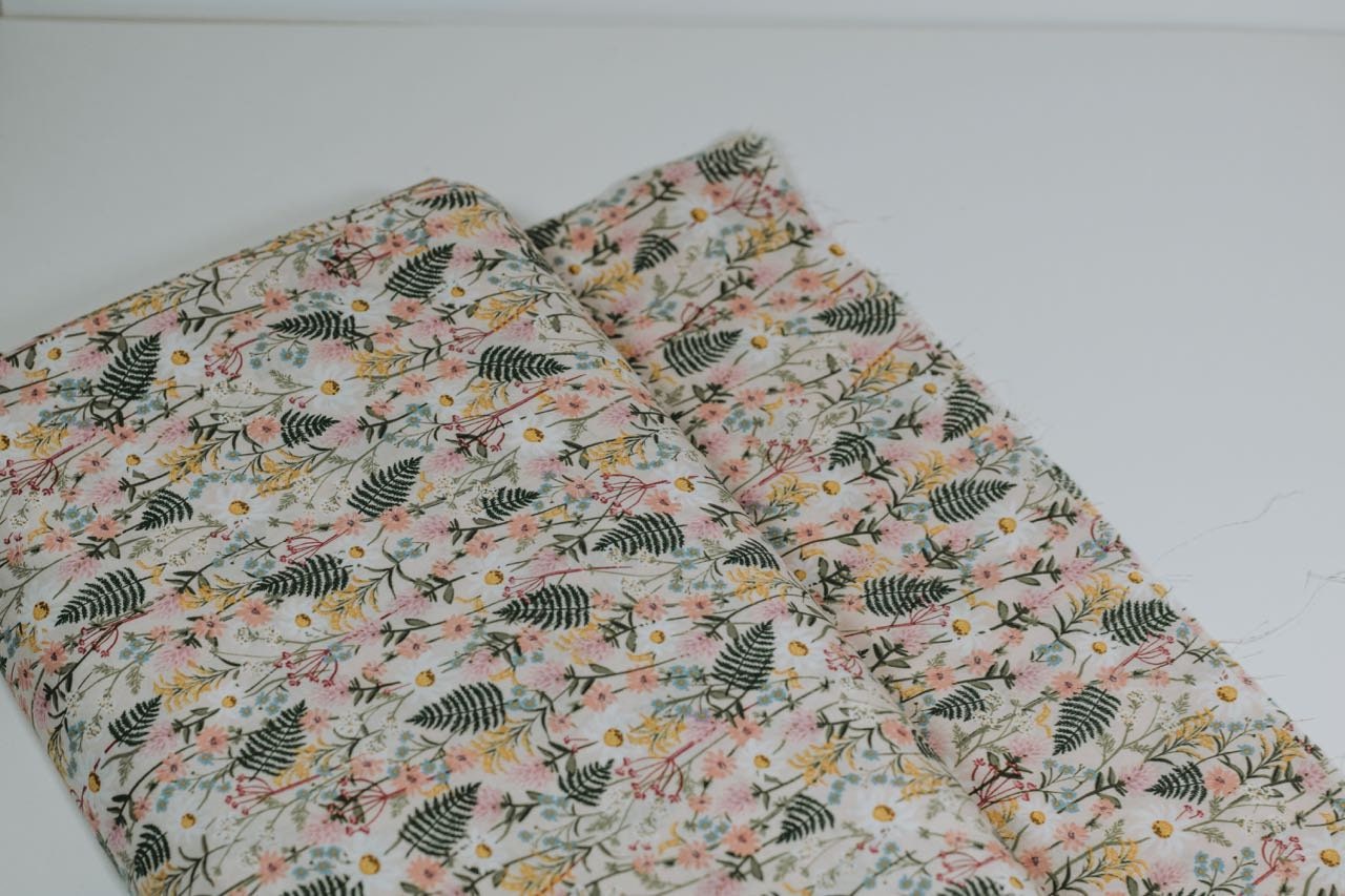 wildwood-wildflowers-pale-rose-lawn-fabric-fabric-by-the-yard-rifle-paper-co-fabric-blush-fabric-apparel-fabric