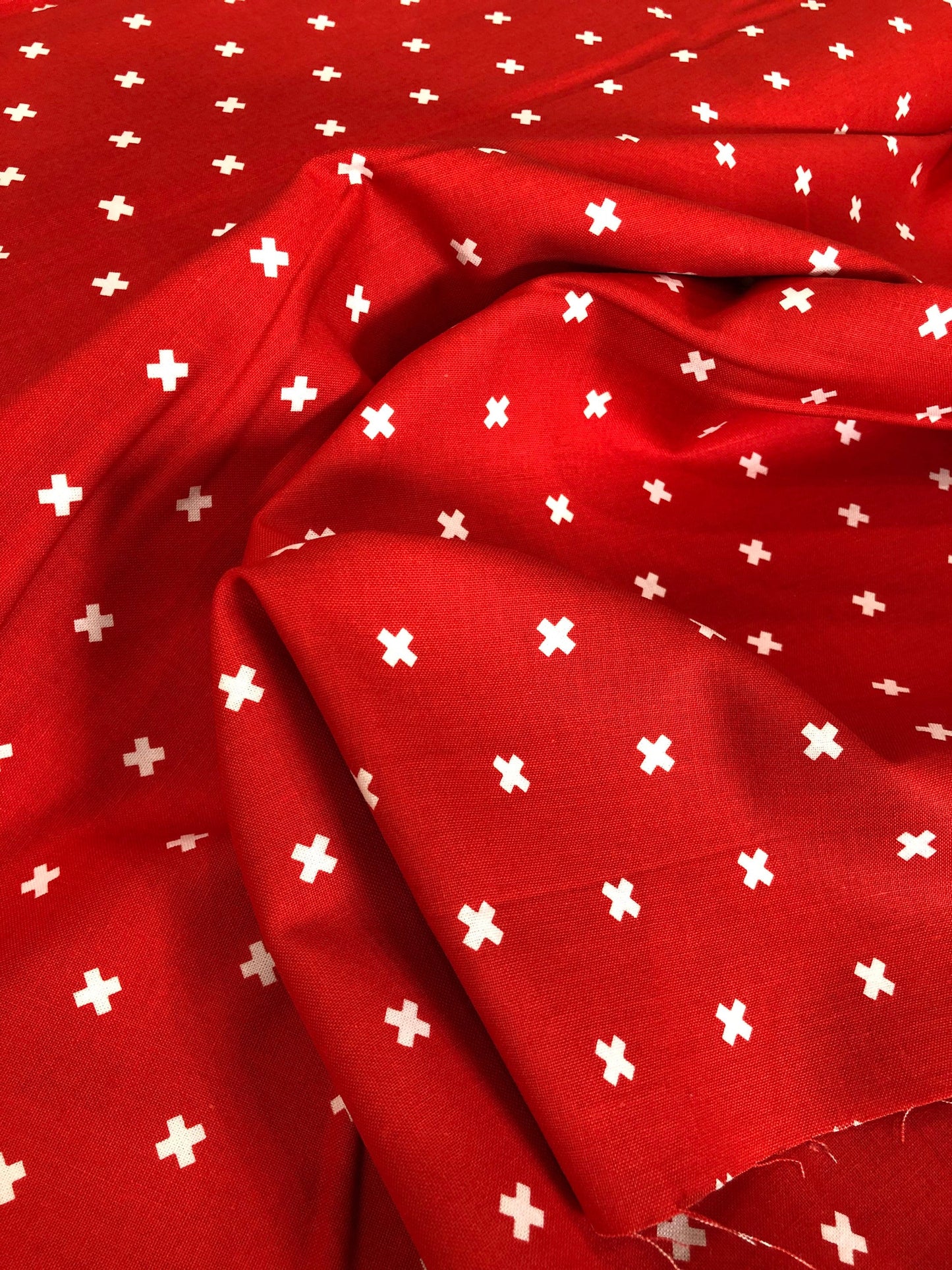 xoxo-red-cotton-fabric-white-plus-sign-print-cotton-and-steel-basics