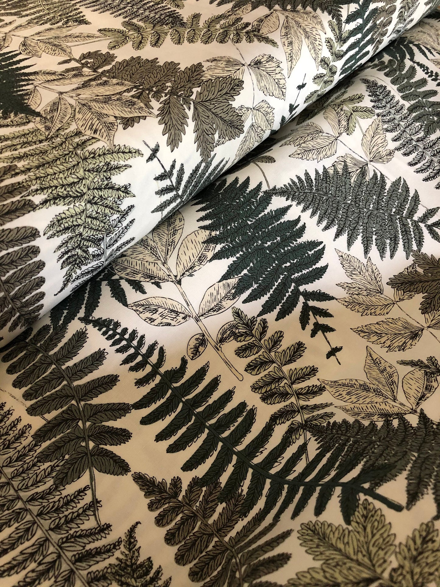 dot-s-green-thumb-heh-42790-her-history-cotton-fabric-leaves-fabric-ferns-boho-fabric-forest-greens-her-and-history-bonnie-christine-agf
