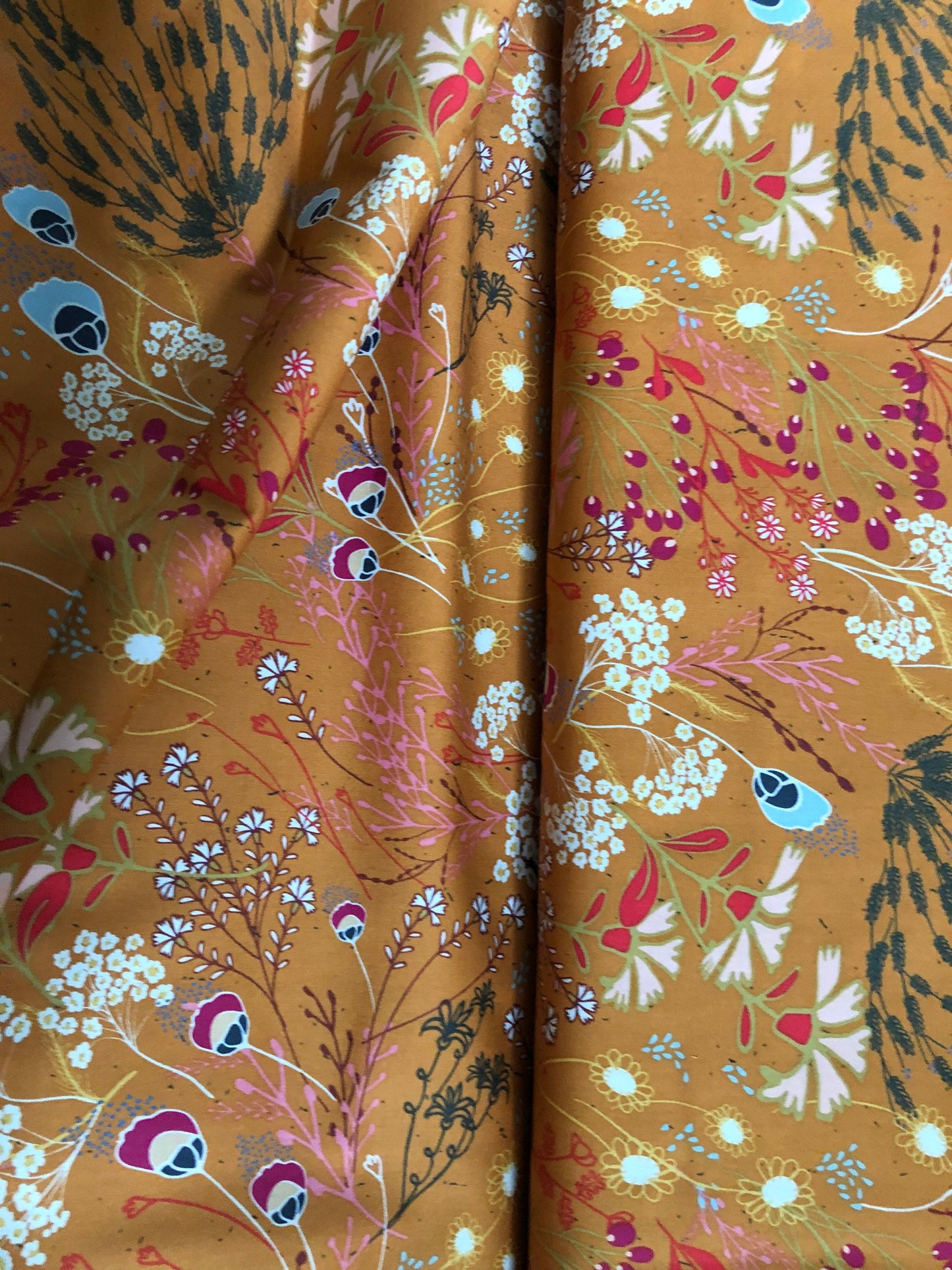 floral-cotton-fabric-fusion-meadow-trinkets-art-gallery-fabrics