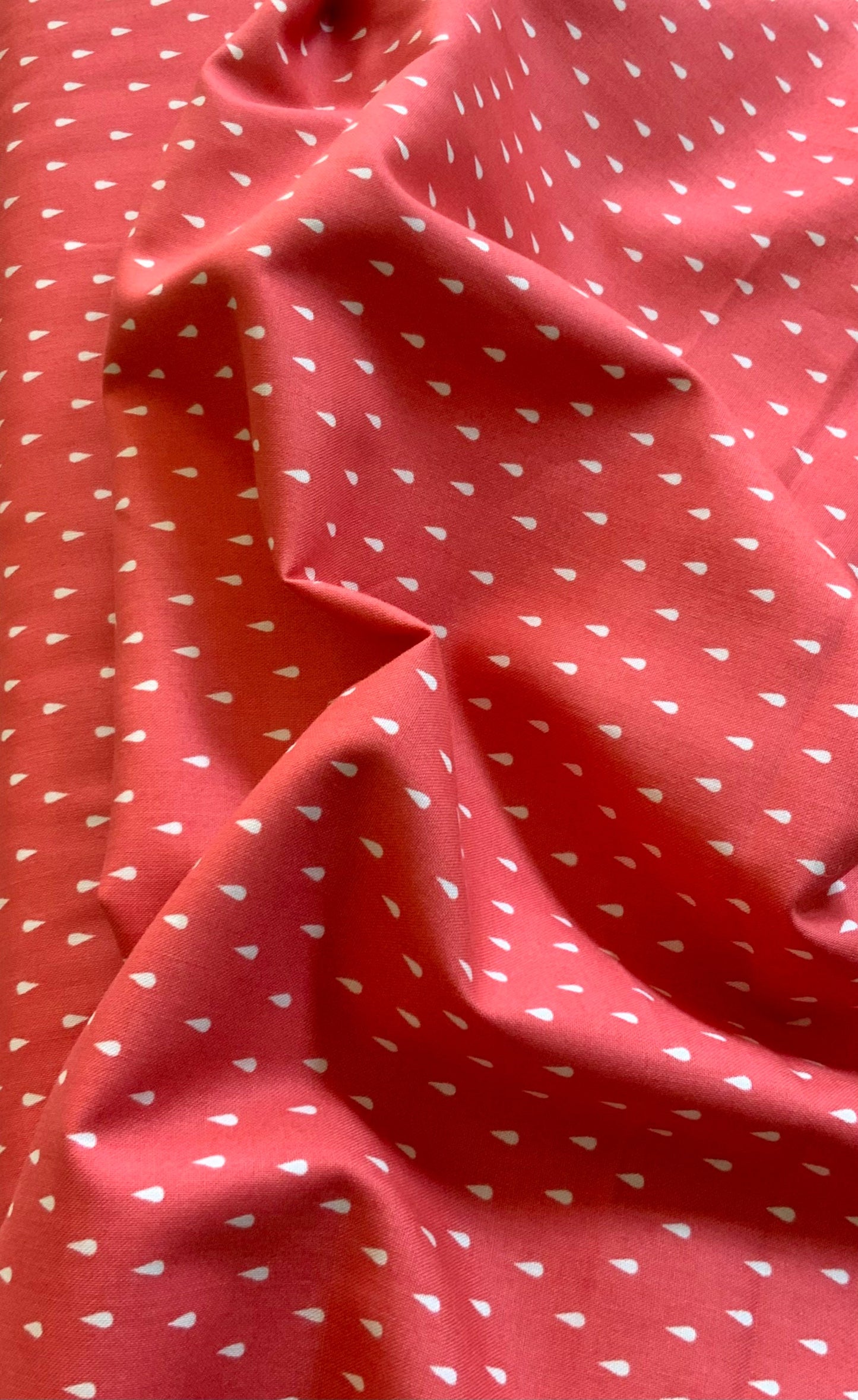 orange-raindrop-cotton-fabric-simple-pleasures-tomato-red-by-the-yard