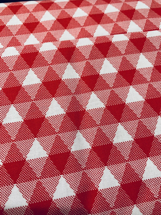 red-gingham-triangle-fabric-land-of-liberty-riley-blake-designs