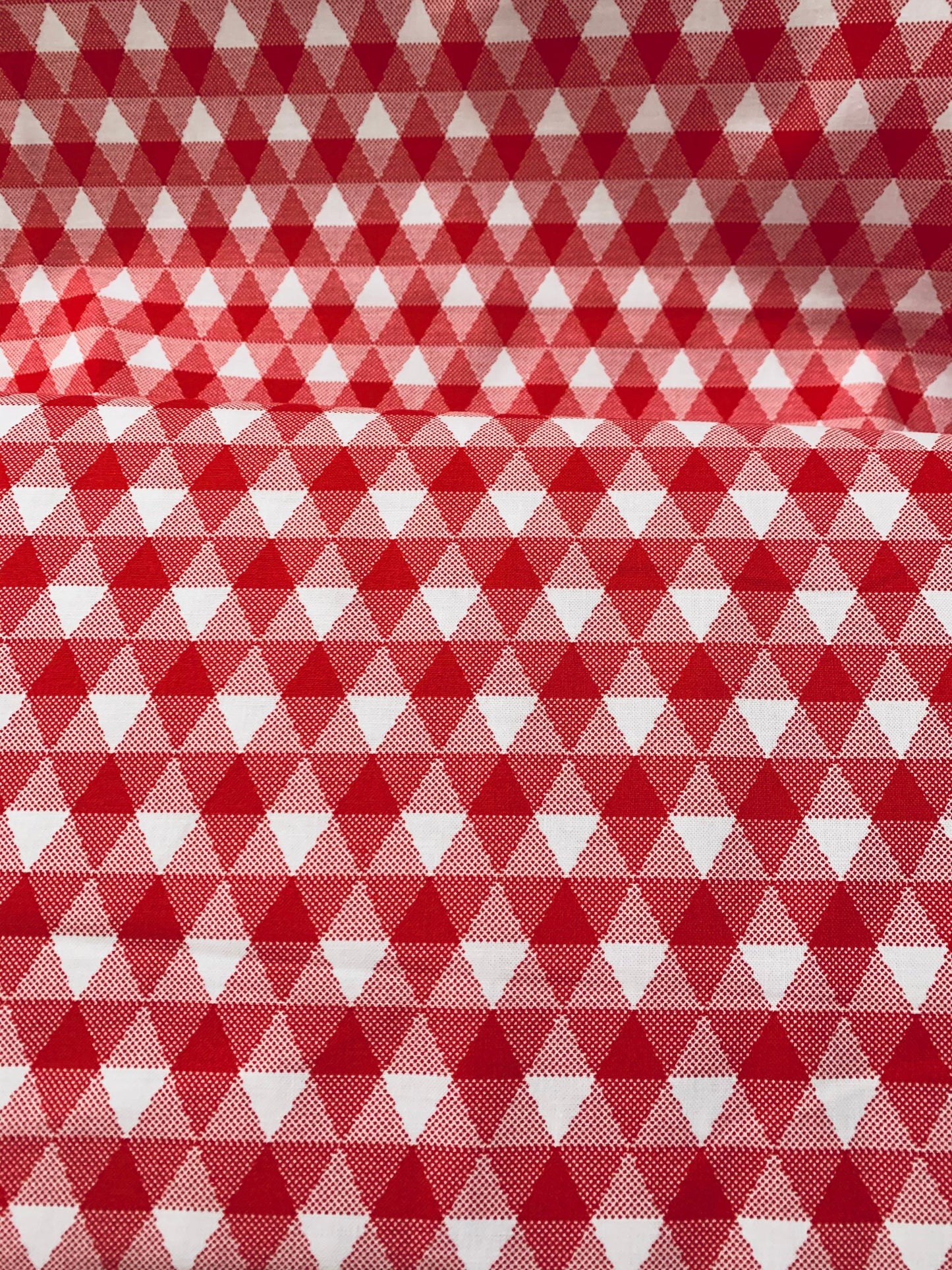 red-gingham-triangle-fabric-land-of-liberty-riley-blake-designs