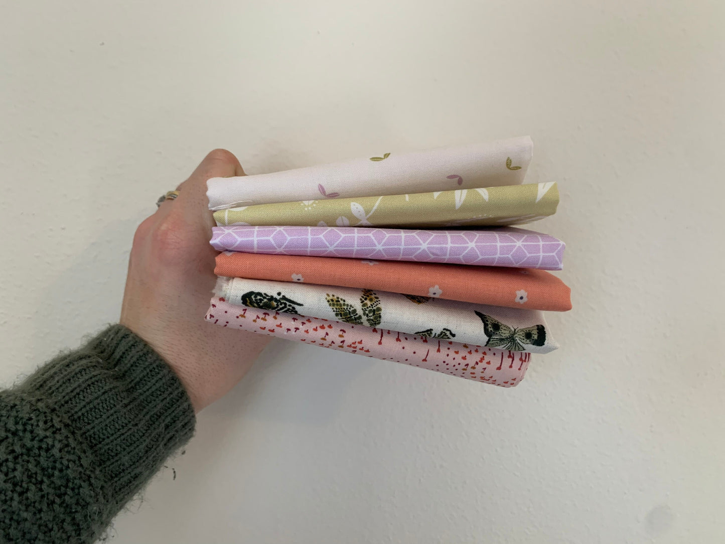 happy-spring-cotton-fabric-bundle-6-floral-fat-quarters