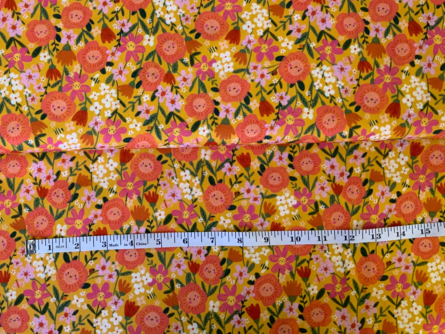 bee-2310-dashwood-studios-bright-spring-fabric-summer-flowers-yellow-and-pink
