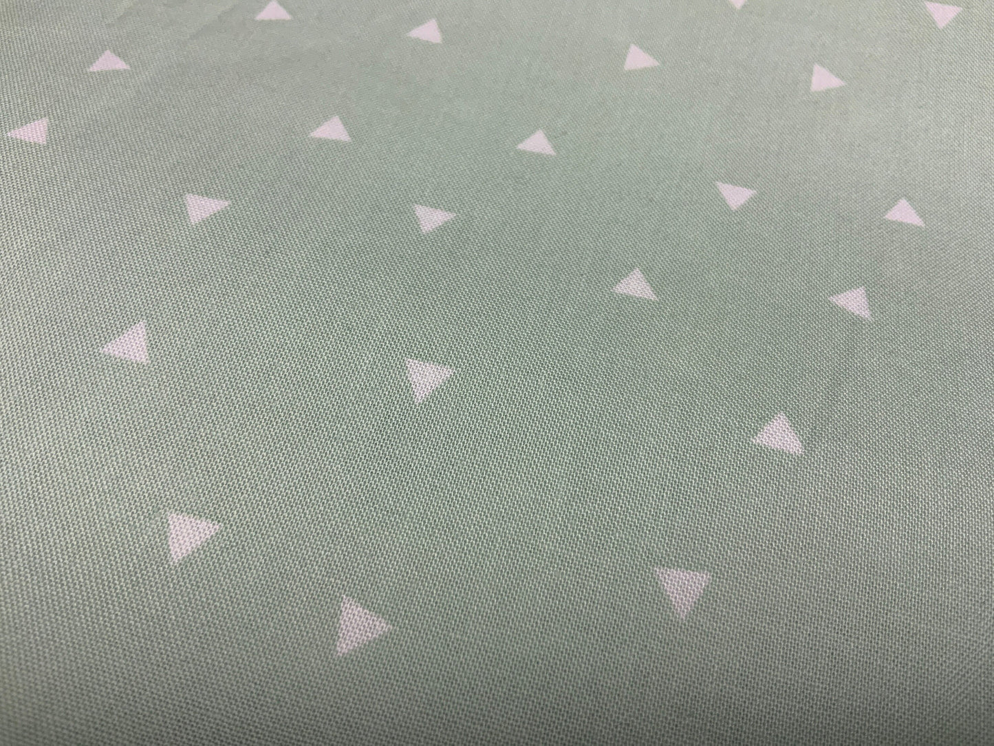 moon-1881-dashwoodsstudio-quilting-cotton-fabric-by-the-yard-1-2-yard-mint-triangle