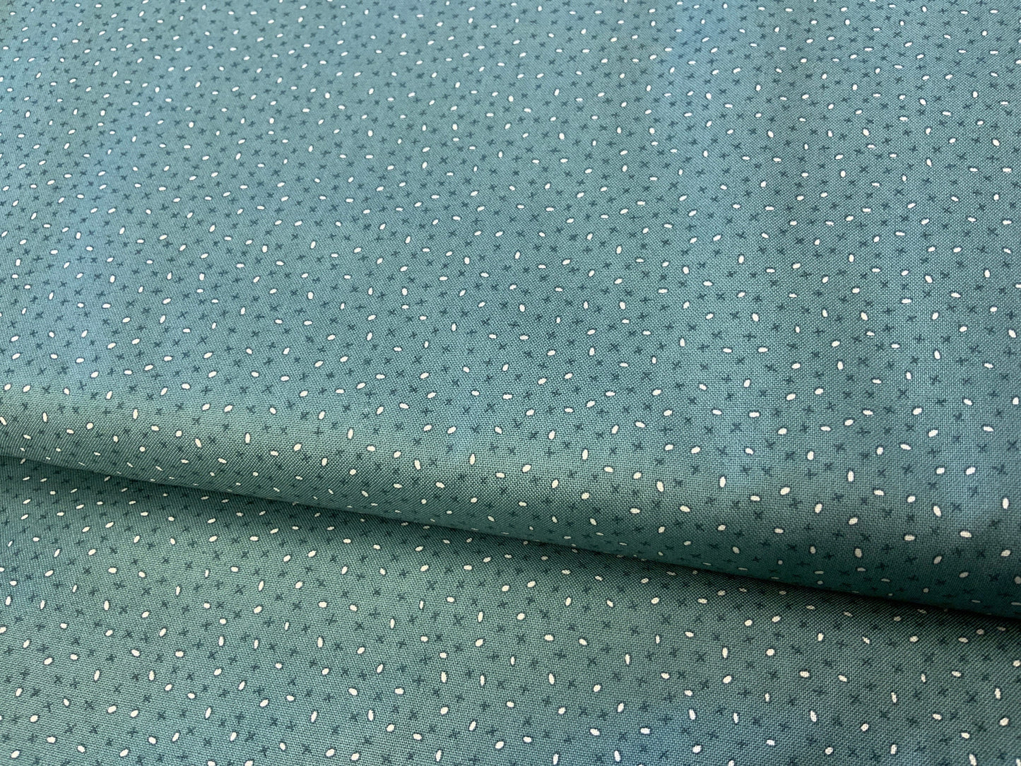 eqp-pieces-of-time-pot220203-tic-tac-toe-duck-egg