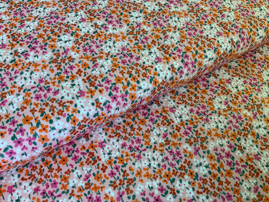 bee-2313-dashwood-studios-bright-flowers-spring-fabric
