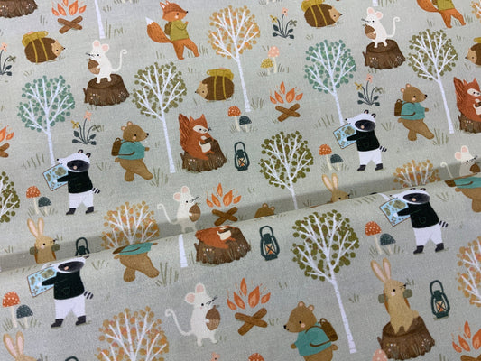 woodland-wildlife-cotton-fabric-dashwood-studios-cedar-2365