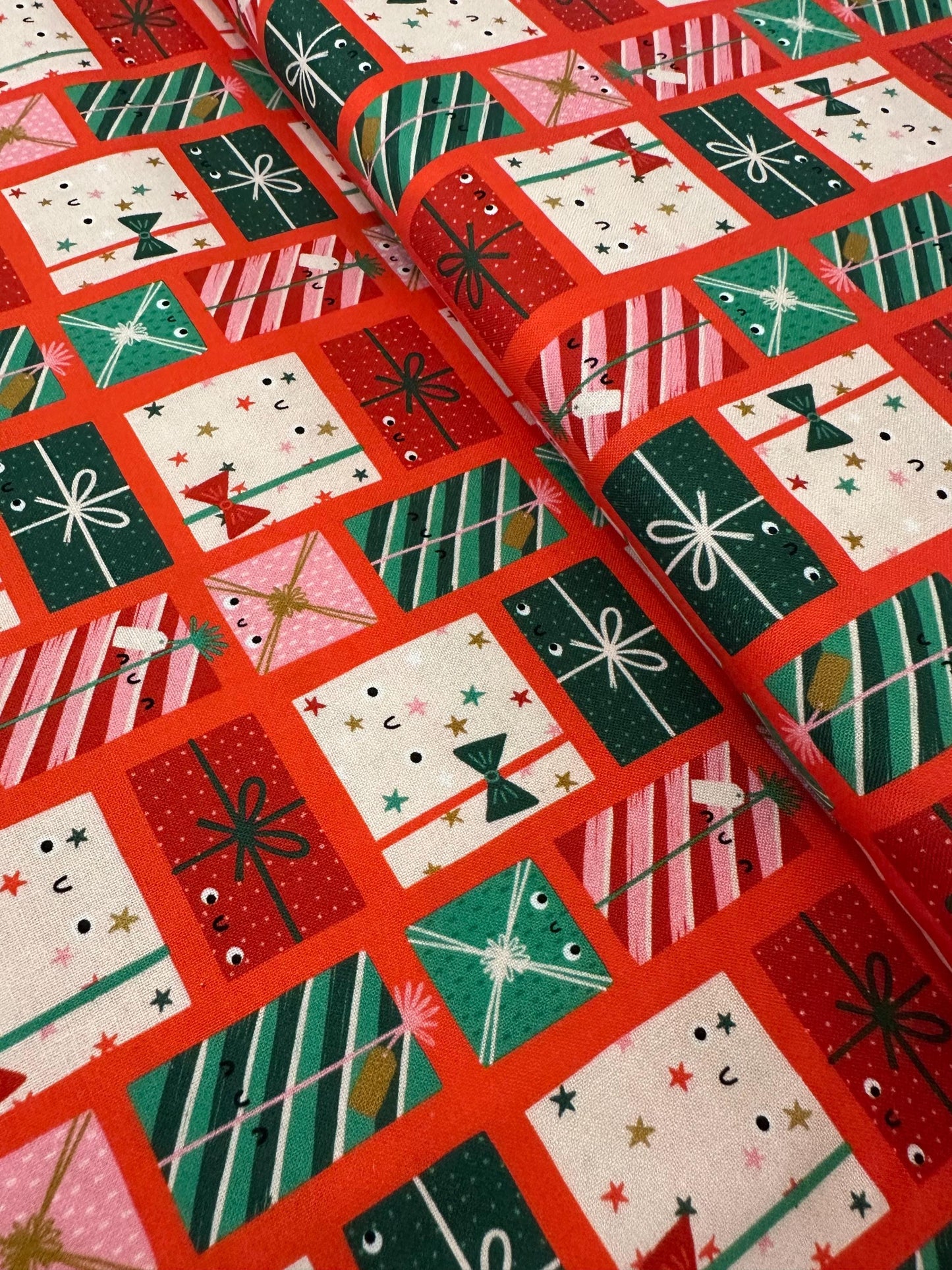 christmas-presents-fabric-oh-what-fun-holiday-cotton