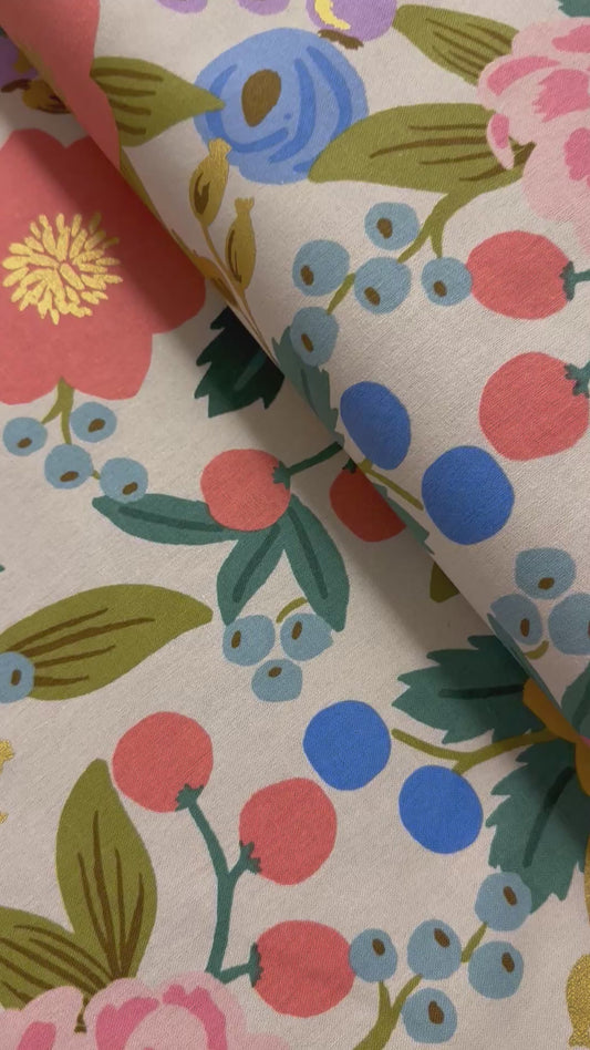 Vintage Garden Blossom Canvas